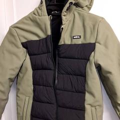 İLost kullanarak Qbuzz DMG tarafından bildirildiği gibi Jasje