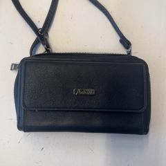 Tas, zoals gemeld door De Helden van Oranje & Kingsland Festival met iLost