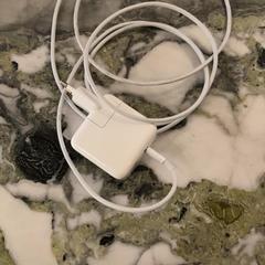 Laddare, rapporterat av Van der Valk Hotel Heerlen med iLost