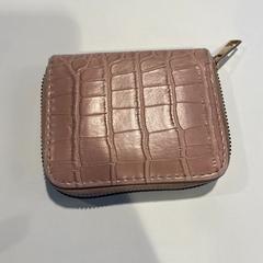 Kleine portomonee Reinhard، كما تم الإبلاغ عنه بواسطة Centraal magazijn عبر iLost