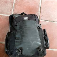 Mochila - SIX, segundo informou Centraal magazijn usando iLost