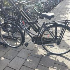 Bicikli Gazelle Zwart, amint azt Gemeente Barneveld az iLost segítségével jelentette.