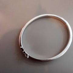Armband ar.m Armband, rapporterat av Universiteitsbibliotheek (Witte Singel) med iLost