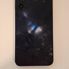 Smartphone samsung Dark blue, a été signalé par MEININGER Hotel Munich Olympiapark utilisant iLost