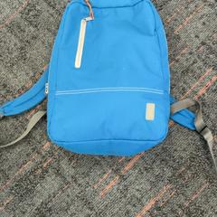 Ryggsäck Blauw, rapporterat av Connexxion Amstelland-Meerlanden Schiphol Noord med iLost