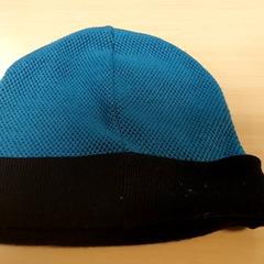 İLost kullanarak Regio Oost-Vlaanderen tarafından bildirildiği gibi Giyim - Muts zwart/blauw