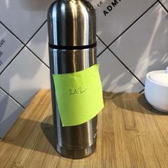 Bottiglia, come riportato da Conscious Hotel Westerpark utilizzando iLost