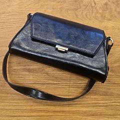 Taška, ako bolo nahlásené GVB pomocou iLost