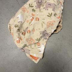 Peluche pulseira, como reportado por IKEA Mons utilizando o iLost