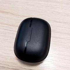 Suport per a auriculars Zwart, segons ha informat Qbuzz Fryslân mitjançant iLost