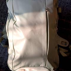 Rugtas Lichtgroen, zoals gemeld door Connexxion Amstelland-Meerlanden Schiphol Zuid met iLost