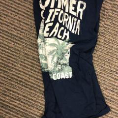 シャツ t_shirt がiLostで Canisius-Wilhelmina Ziekenhuis によって報告されました
