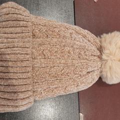 Bonnet beige, a été signalé par TCL utilisant iLost