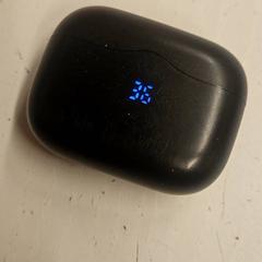 Funda per a auriculars, segons ha informat HTM mitjançant iLost