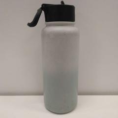 Botella para beber, segundo informou IKEA Tokyo-Bay usando iLost