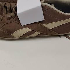 Kleding - Schoenen, jak nahlášeno Centraal magazijn pomocí iLost