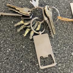 Keychain, as reported by Connexxion Amstelveen using iLost