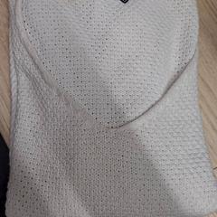 Sweter, zgłoszono przez IKEA Montpellier przy użyciu iLost