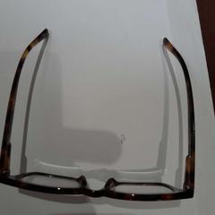 Lunette de vue marron, segundo informou TCL usando iLost