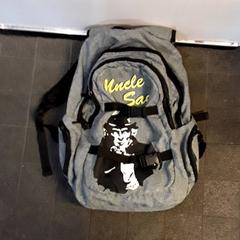 Mochila Grijs, segundo informou EBS Tramplein usando iLost