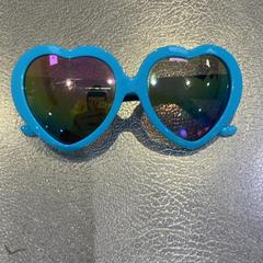Gafas de sol, segundo informou IKEA福岡新宮 usando iLost