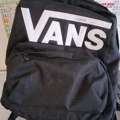 Mochila, ha sido reportado por Regio Oost-Vlaanderen con iLost