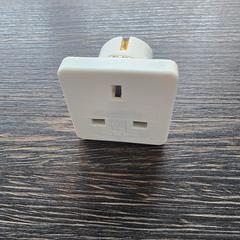 Adaptador, segundo informou WestCord Hotel Eindhoven usando iLost