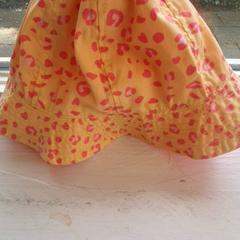 İLost kullanarak DierenPark Amersfoort tarafından bildirildiği gibi Şapka Roze oranje