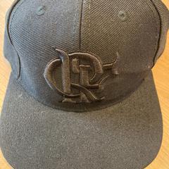 Baseball pet, segundo informou Pathé Zwolle usando iLost