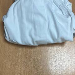 Chemise, a été signalé par Sheraton Brussels Airport Hotel utilisant iLost