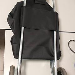 Boodschappentrolley - zwart, zgłoszono przez Centraal magazijn przy użyciu iLost