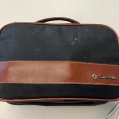 Väska, rapporterat av HTM med iLost