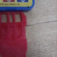 Relógio de brincar Rojo, como reportado por IKEA Valladolid utilizando o iLost