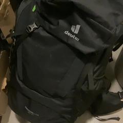 Bolsa Dark, ha sido reportado por MEININGER Hotel Leipzig Hauptbahnhof con iLost