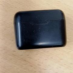 Airpods-hülle Zwart, gemeldet von Qbuzz GD Groningen Peizerweg über iLost