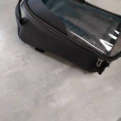 حقائب حمل وحقائب اليد، كما تم الإبلاغ عنه بواسطة Arriva Friesland / Groningen عبر iLost