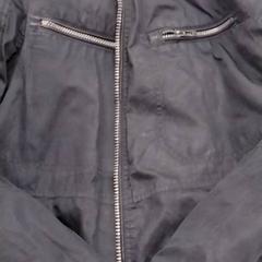 Jakke Zwart, som rapportert av IKEA Utrecht ved bruk av iLost