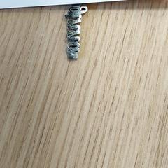 Denetarikoa - hanger, gisa salatu by Regio Antwerpen - Brussel iLost erabiliz