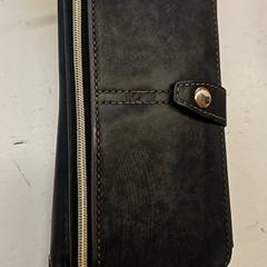 Brieftasche Lino & Telefon, gemeldet von HTM über iLost