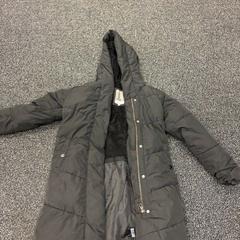 السترة Zwart، كما تم الإبلاغ عنه بواسطة Feyenoord Rotterdam عبر iLost