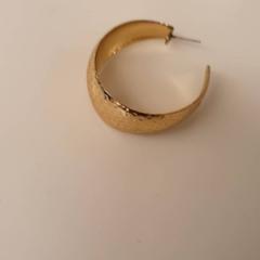 Náušnice Goud, jak nahlášeno HvA Amstelcampus pomocí iLost