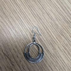 Earring, as reported by TCR Tours using iLost