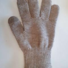 グローブ - licht bruin がiLostで Centraal magazijn によって報告されました