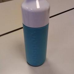 Bottiglia Blauw/ wit, come riportato da Vrije Universiteit Amsterdam utilizzando iLost