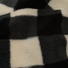Veste, a été signalé par Movie Park Germany utilisant iLost