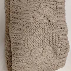 Bolsa de pescozo, segundo informou IKEA Rennes - Pacé usando iLost