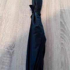 Ombrello, come riportato da EBS Tramplein utilizzando iLost