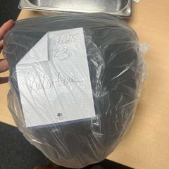 Polštář zwart, jak nahlášeno DoubleTree by Hilton Rotterdam Centre pomocí iLost