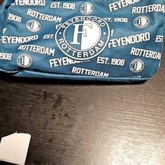 Trousse de toilette, a été signalé par Van der Valk Hotel Tiel utilisant iLost