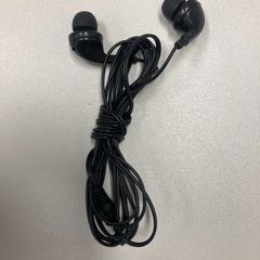 Øretelefon Black, som rapportert av Ramada by Wyndham Amsterdam Airport Schiphol ved bruk av iLost